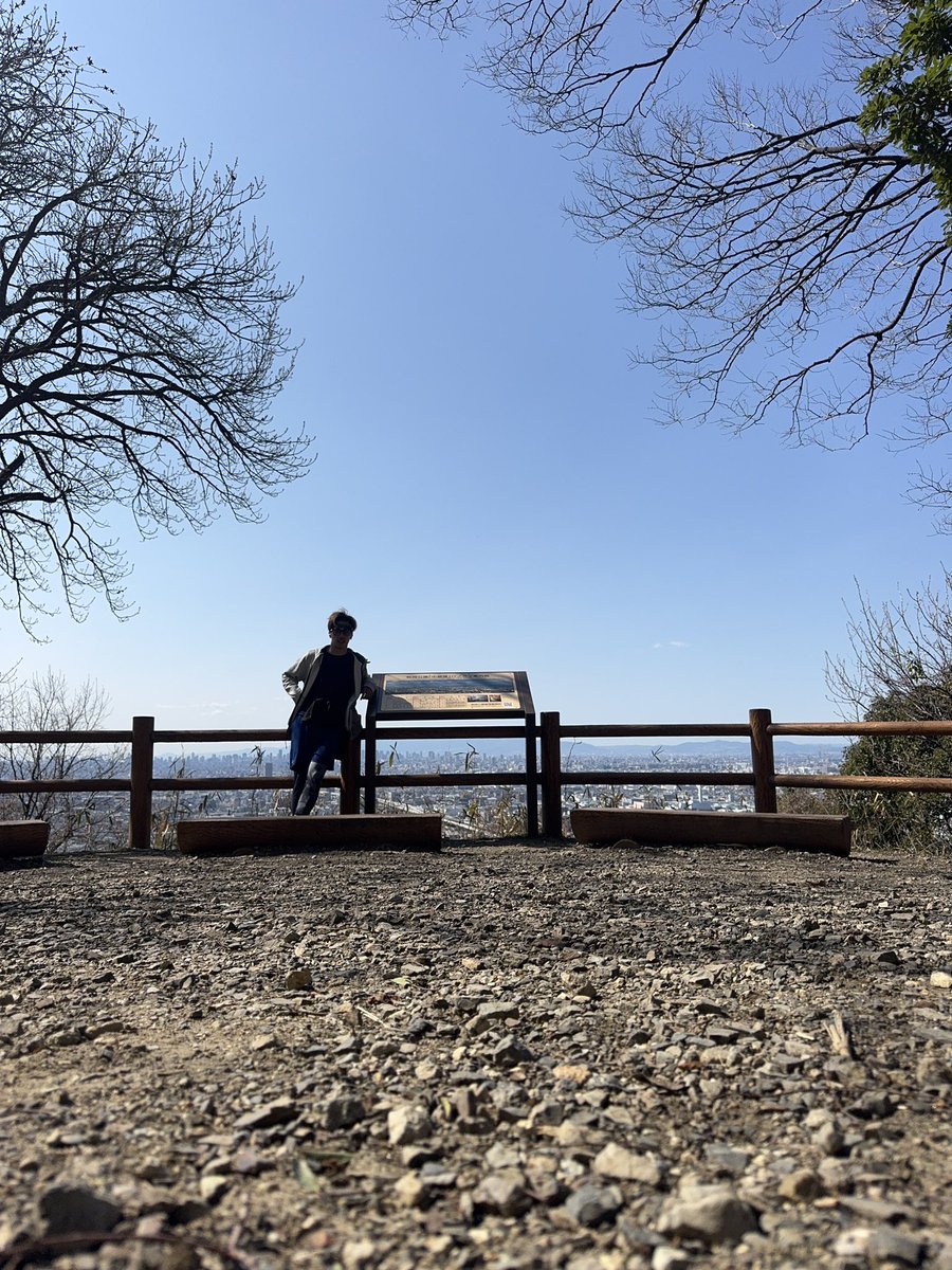 M_S9696's tweet photo. 必死こいて登った先の景色は素晴らしい。 https://t.co/NohGcMAQEh