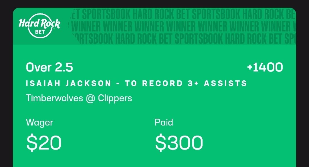 PettyQueen tweet media