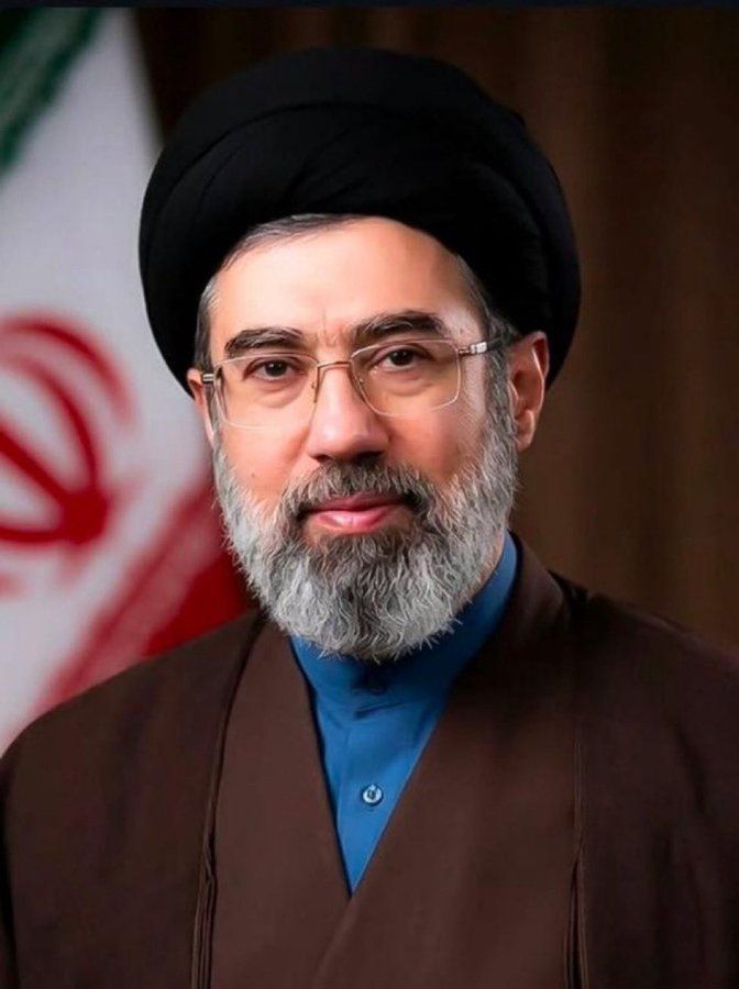 montazar06's tweet photo. آیت الله سید مجتبی خامنه‌ای: به هر صورت ما از دشمن غرامت خواهیم گرفت و اگر امتناع کند باندازه‌ای که تشخیص بدهیم از اموالش برخواهیم داشت و اگر آنهم مقدور نباشد به همان اندازه از اموالش را نابود خواهیم کرد
#لبیک_یا_خامنه_ای https://t.co/uviiuazWfU