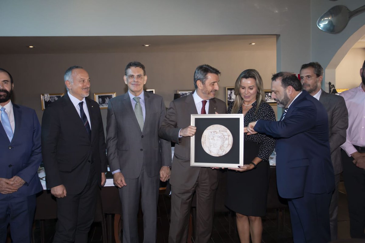 Italy in Brazil tweet media