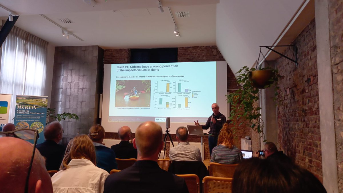 EhuStream tweet media