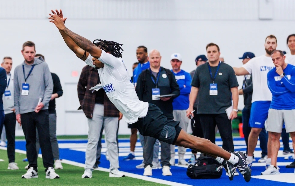 Alex Kozora tweet media