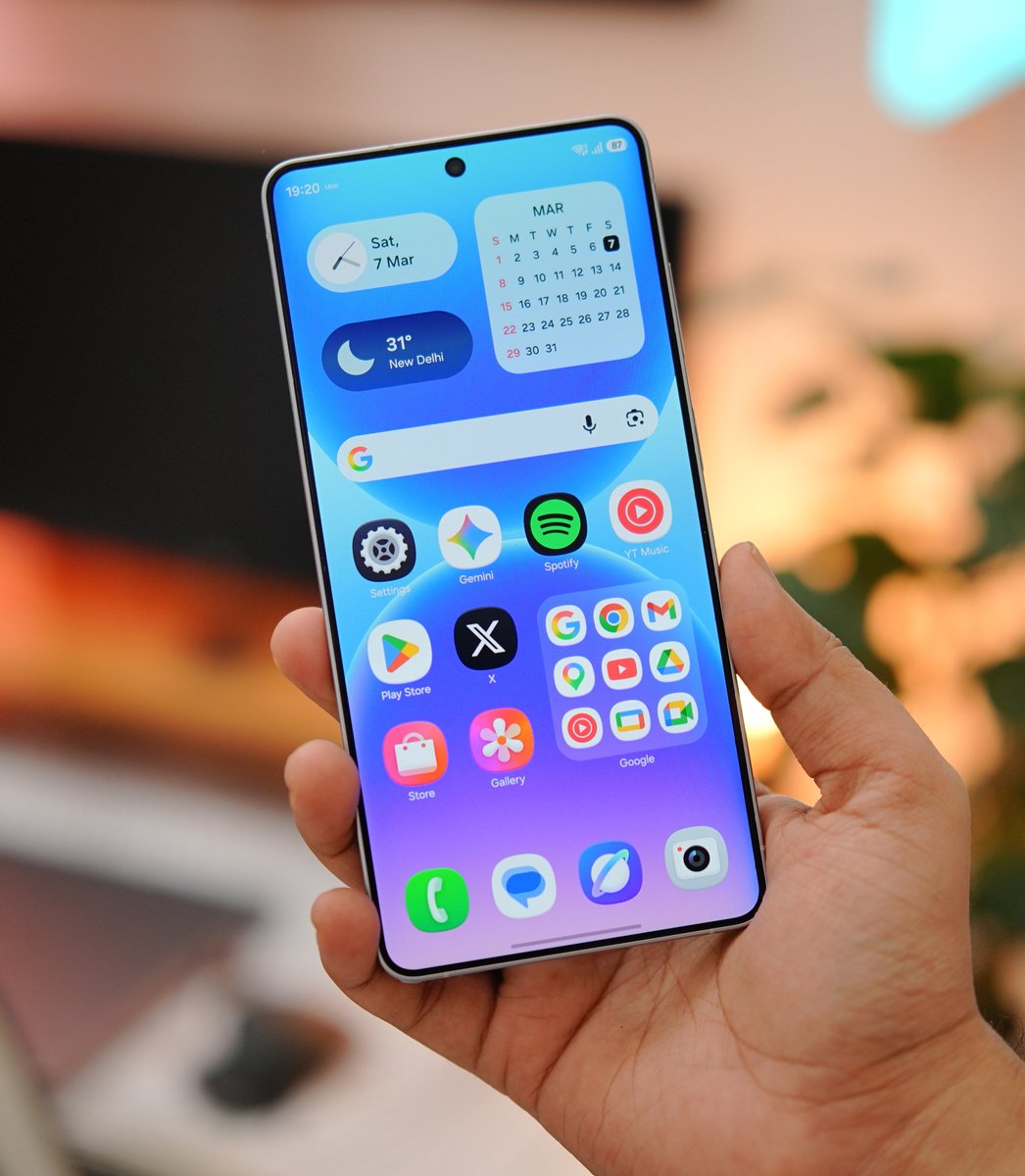 Mr Android FHD tweet media