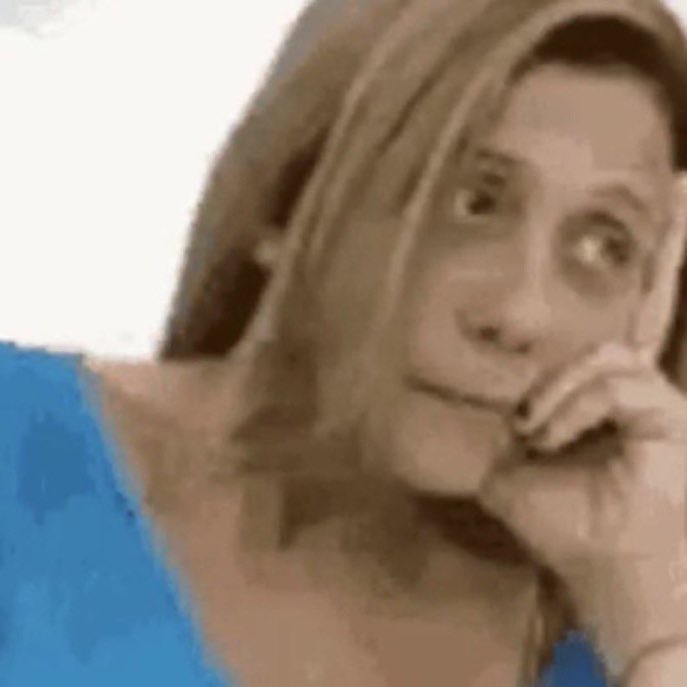 O cara pode ser um poço mais o outro não pode ter pau pqn