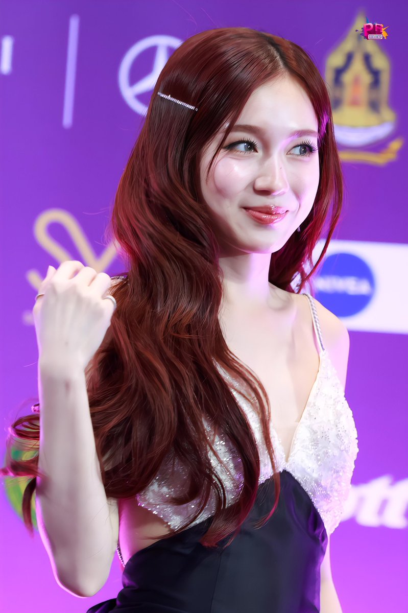 [เก็บตก] ความสวยบนพรมม่วงในงาน #9entertainawards2026 กับน้องเลิฟ~ 

LOVE 9ENT X SIAM PARAGON

#9entertainawards2026Xloverrukk  
#loverrukk