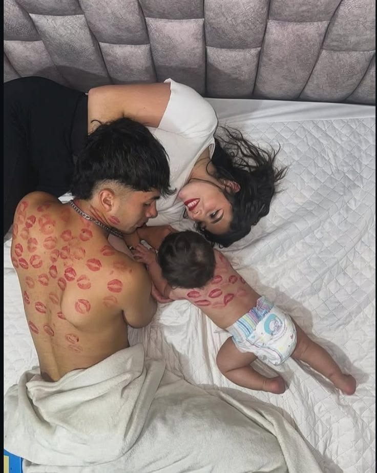 𝐒𝐜𝐫𝐨𝐥𝐥 𝐩𝐢𝐜𝐬 (@scrollpics) on Twitter photo 