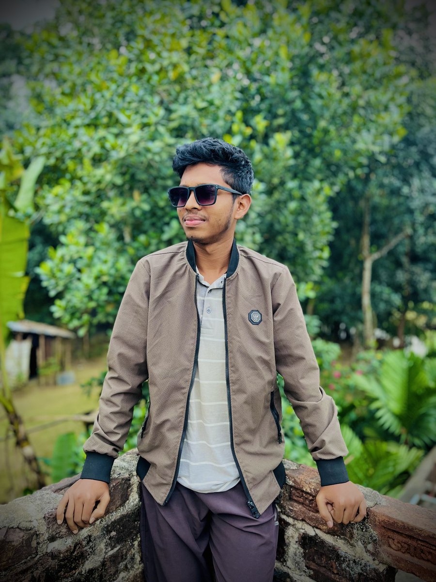 Emdadul4090's tweet photo. 🥰🥰 https://t.co/icQneHclsl