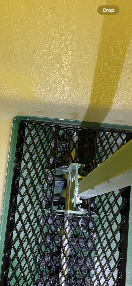 Travis Van Well tweet media