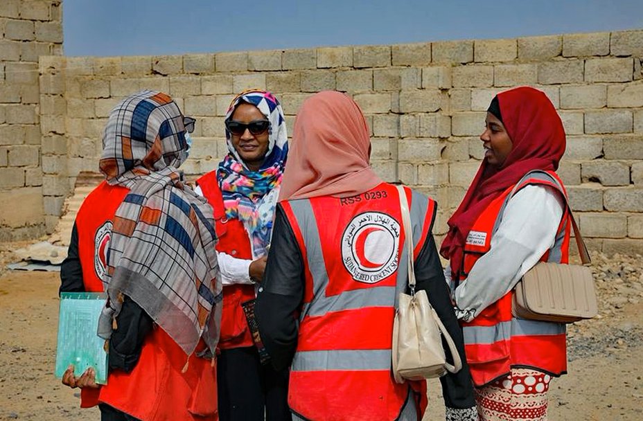 swiss_un's tweet image. Focus is on the #Humanitarian Reset
Local organisations are set to play an important role in an ambitious reform process for the entire sector.
Discussions go on at the #HNPW2026 in #Geneva
Discover details
➡️bit.ly/40um5eR