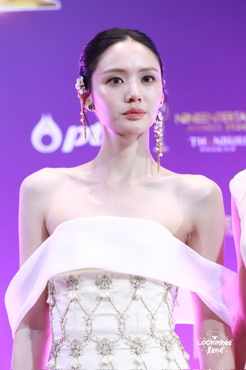lmlookmheeland's tweet photo. ลูกหมี สวยเป็นแก้วเป็นแสงมากลูก ✨️🫶🏻

LMSY 9ENT X SIAM PARAGON

#9entawards2026xLMSY #9entawards2026xSIAMPARAGON
#LMlookmhee #LMSY https://t.co/4ScSzeP0OX