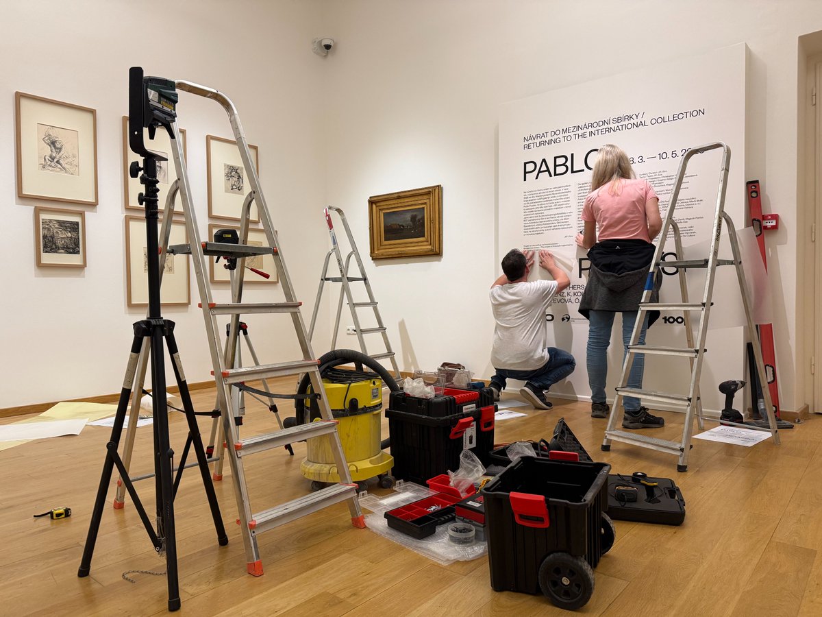 gvuo_dum_umeni's tweet image. INSTALUJEME / WE ARE INSTALLING
#výstavu / exhibition👇

PABLO PICASSO
Návrat do mezinárodní sbírky / Returning to the International Collection

vernisáž / #opening 
17. 3. v / at 17:00

#PabloPicasso #grafiky #malby #výstavy #Ostrava