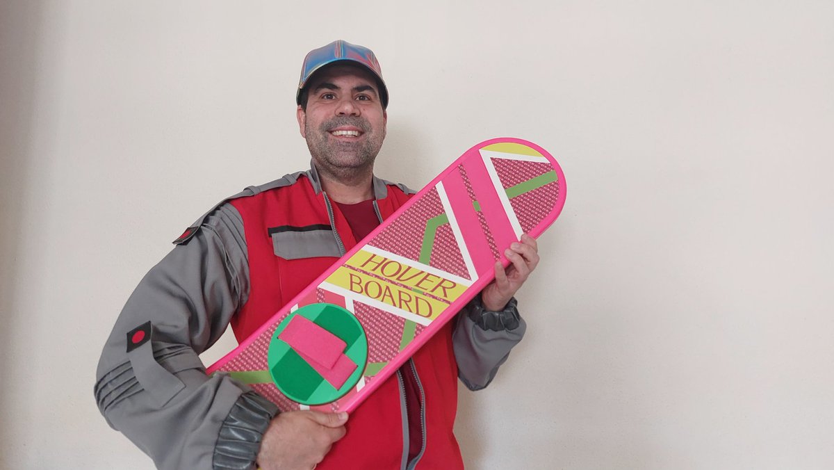 coquesaeba's tweet photo. Es Hora de Regresar al Futuro! Ya tengo mi Hover Board de Regreso al Futuro II
#backtothefuture2 #hoverboard #regresoalfuturo2 https://t.co/qbLcC5NEXS