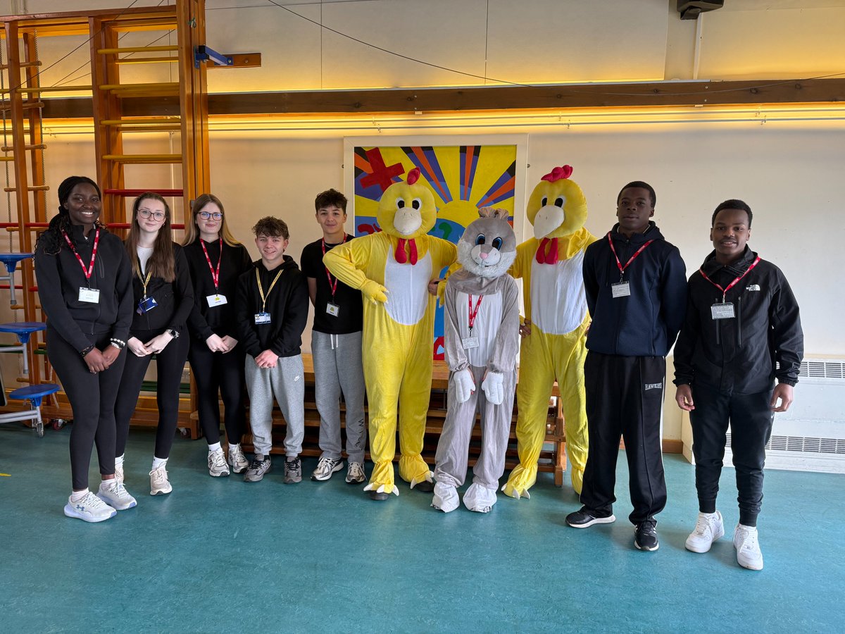 HenleyBank6th's tweet photo. Our Sixth Form Sports Leadership students went to assist at a local Primary School yesterday.  The feedback we received from the school was exemplary.  So proud of our students https://t.co/DAUTIvEPnv