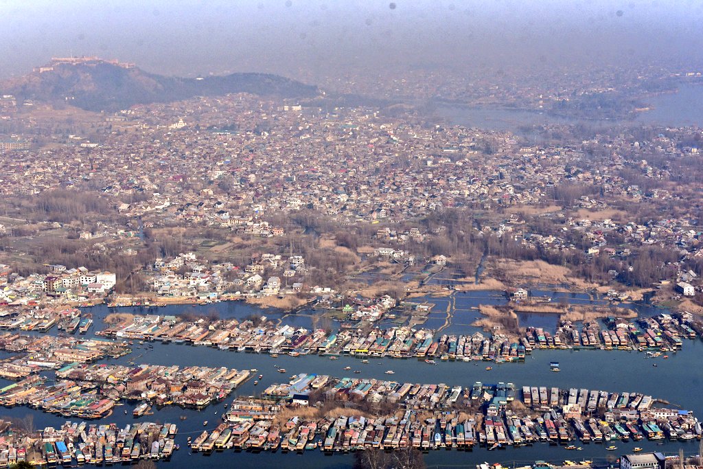 Basit Zargar (باسط) tweet media