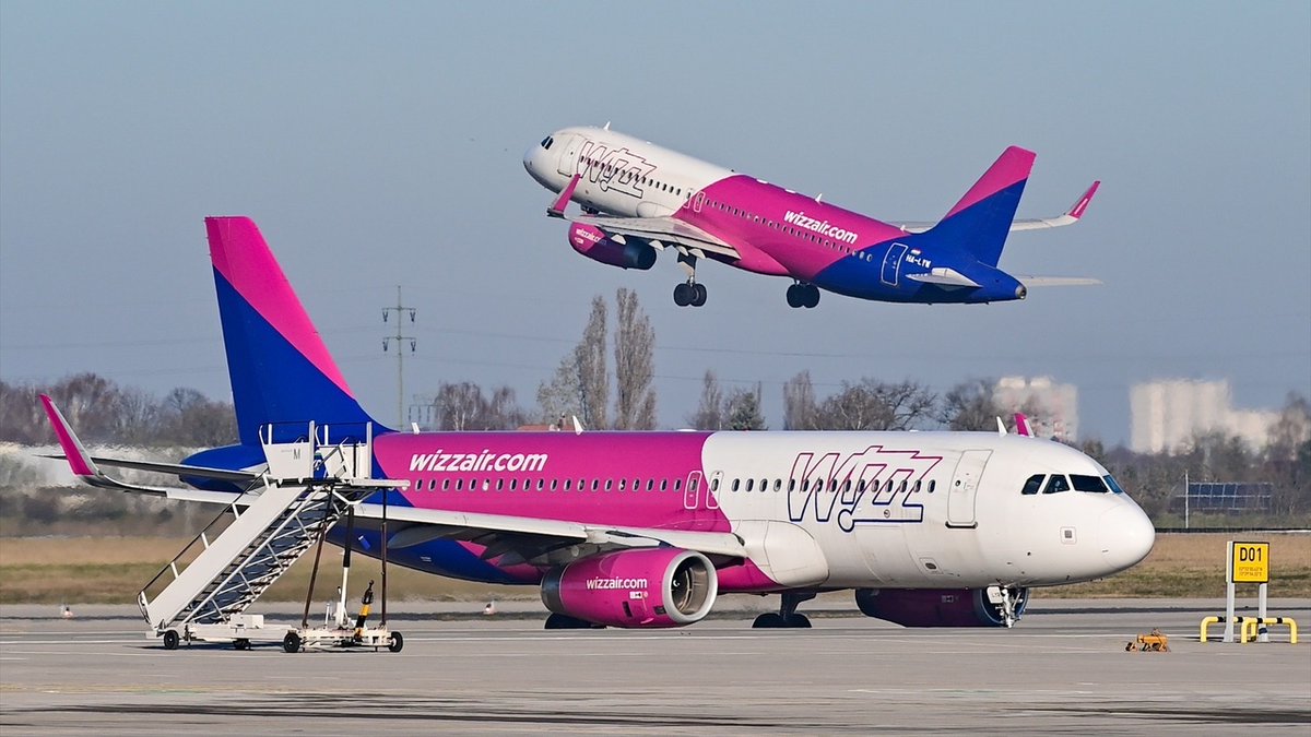 novedadesaereas's tweet image. ⚠️⚠️#Wizz añade un avión más a su base en #Venecia Marco Polo -tendrá cuatro en total- y lanza cuatro rutas hacia España: Bilbao, Sevilla, Alicante y Málaga. Arrancan todas a mediados de septiembre y tendrán 3-4 frecuencias semanales.