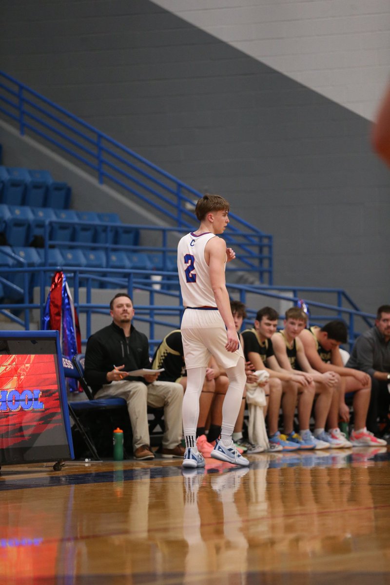 RaineWalsh1's tweet photo. Raine Walsh 27โ
6โ5 guard
Childress
16.5 ppg
7.6 rpg
2.3 apg
1.2 spg
1.7 bpg
51.2% FG
34.1% 3FG
96.3% FT
#aztop100 #texas @URBANDFWELITE
@coach_b_chatman @Ballislife @espn @bballforever_ @PrepHoops @PrepHoopsAZ @espn @PrepHoopsTX @ProSkillsEYBL @_Coach_Nick22
End of szn mix https://t.co/jmlB84MXcH