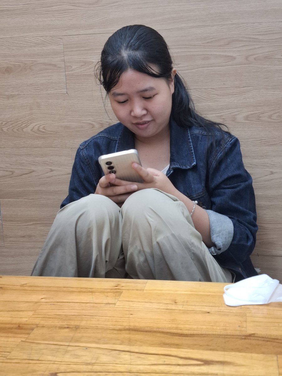 Star20o4's tweet photo. First với e gái 2k5 https://t.co/8y6aTxWLgd