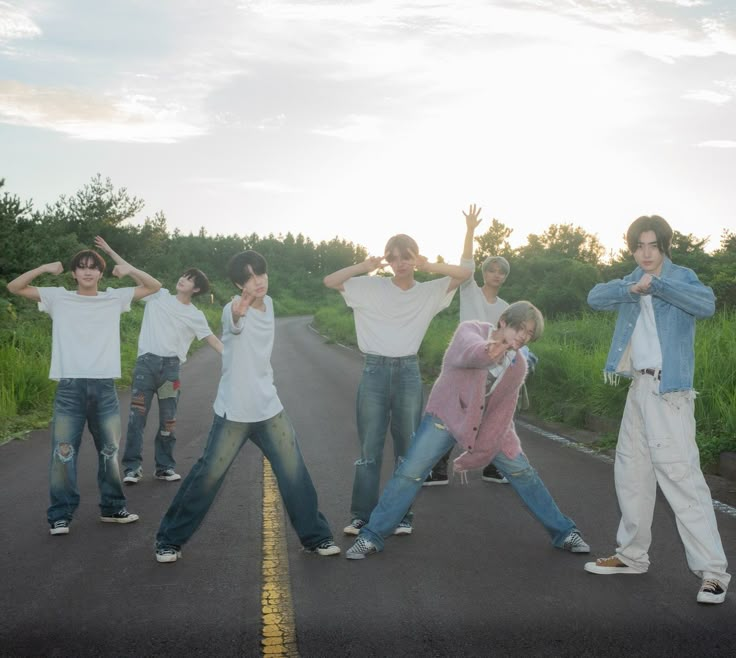 woobiaa's tweet photo. @dyjizzz @BELIFTLAB
HEESEUNG IS NOT OPTIONAL. Erasing him undermines ENHYPEN's identity. Creative freedom must never cost the whole team. Fans demand seven members remain intact. ENHYPEN IS SEVEN.  

DO NOT REWRITE THE FATE OF ENHYPEN #BEACCOUNTABLE_BELIFT #ENHYPEN_IS_7 #HEESEUNG_STAYS https://t.co/2ZAvZ3ZZd7