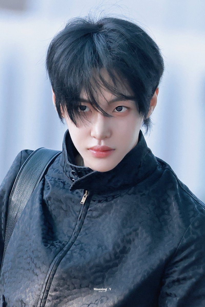 ❤️ P 💛 W 💚 B 💙 tweet media