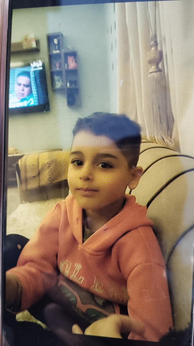 İstanbul / Mimaroba'da kaybolmuş,3 gündür kayıp,  paylaşabilirsek belki birilerinin dikkatini çeker 
Teşekkür