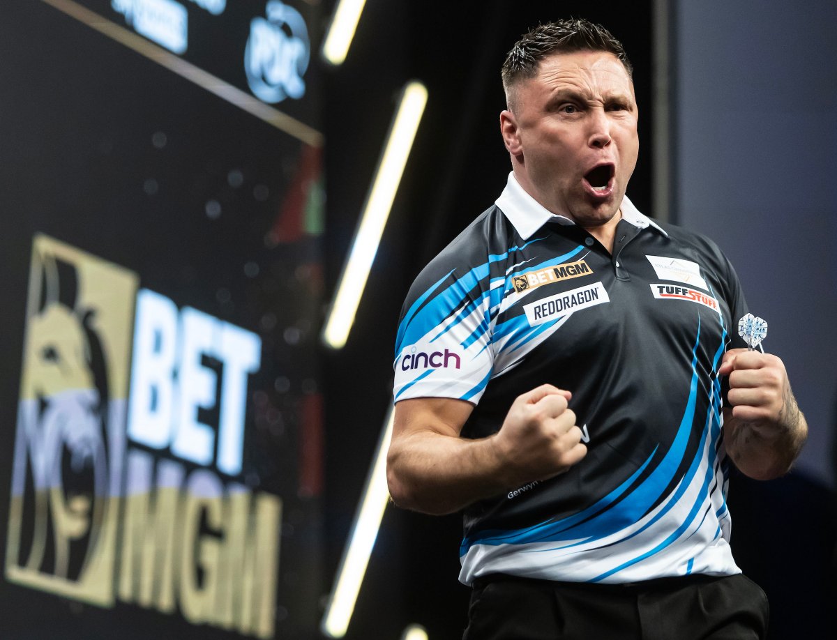 🎟️✈️🛏️ tweet media