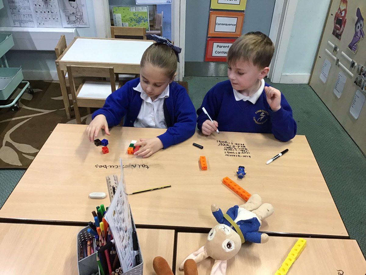 CanonYearOne's tweet photo. Y1R have been using cubes to measure objects in our classroom. @CanonSharples @WhiteRoseEd @LT_Trust https://t.co/DtLhOS0J2h