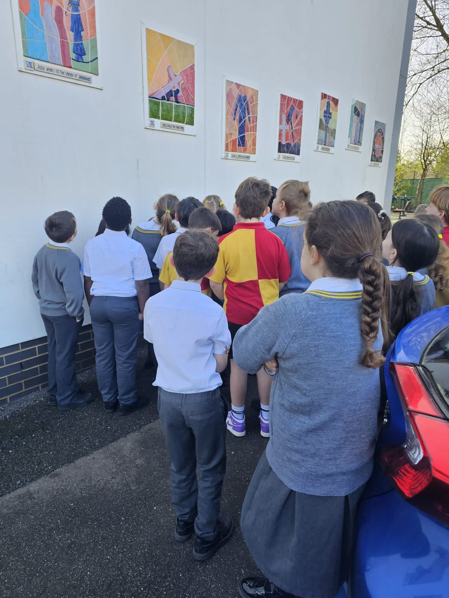 St James's Catholic Primary School tweet media