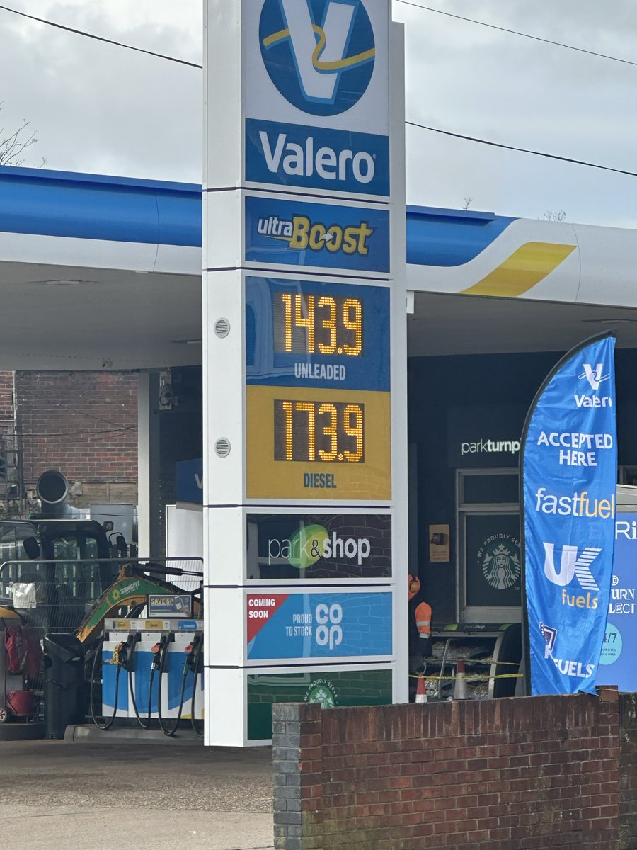 Joy Bennett tweet media