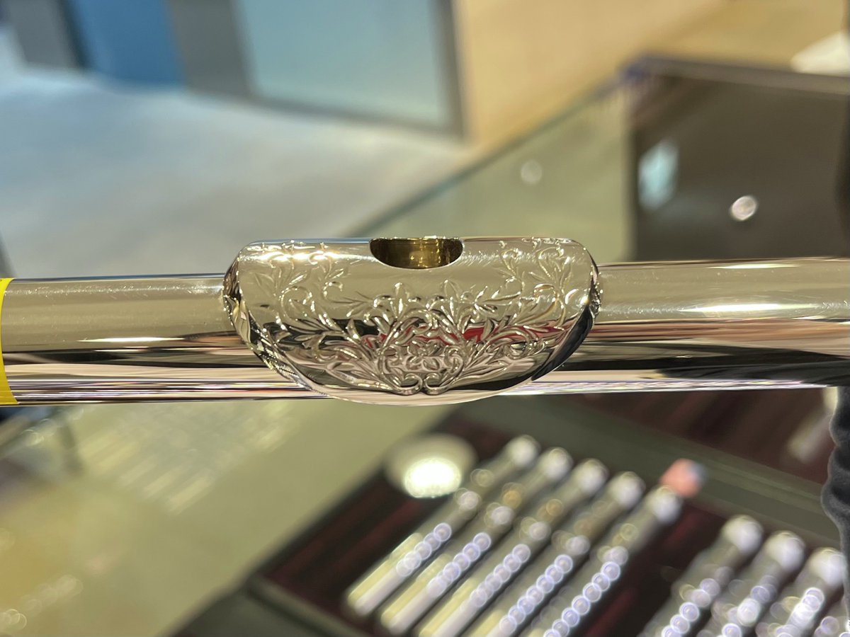 フルート中古情報】 Pearl F-6800ES/OF パールの頭部管銀製モデルの
