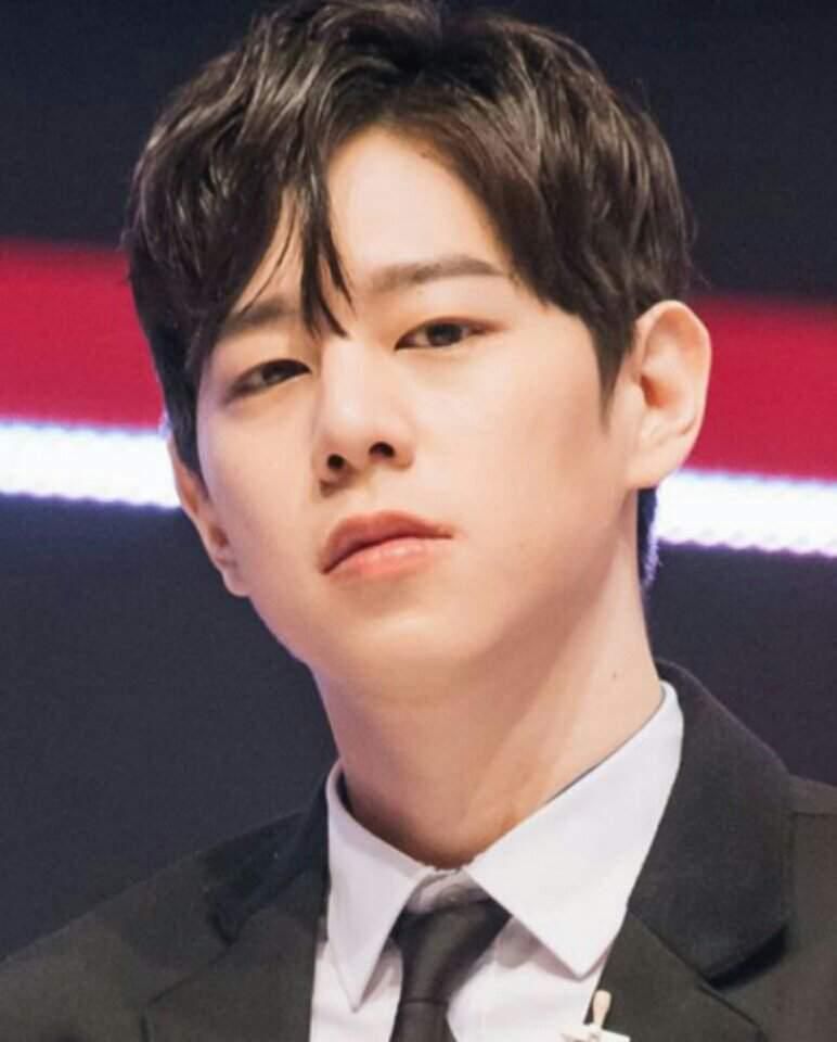 NoteLyricsCom's tweet image. The highest-ranking artist in the last hour was TaeWoon, fresh off his powerful solo stage at the '2024 K-Pop Super Concert'! 🎤🔥 hipermusicas.com/taewoon #TaeWoon #lyrics #music