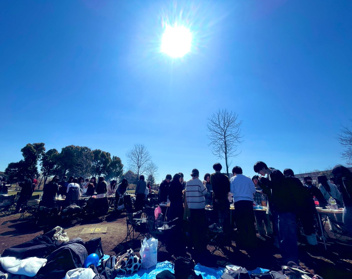 DOBATA4's tweet photo. みなさん本当に、一年間お疲れ様でした！
晴れた日のアゲアゲBBQ🍖
いっぱい焼いて、いっぱい食べたね！ https://t.co/0VQIjLQ6pr