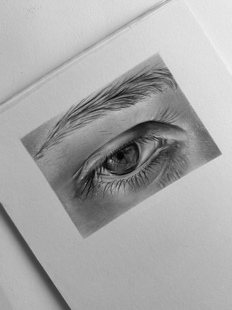 𝚅𝚊𝚗𝚒𝚕𝚕𝚊 👩🏻‍🎨🎨 tweet media