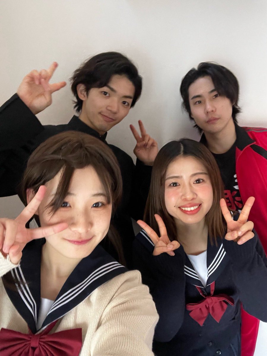 satellite_osaka's tweet photo. 本日は！！！
徳島県立吉野川高等学校にて
『HERO 青年JUMP』👨‍🏫📚
上演してきました〜⭐️

公演中に拍手してくれたり、公演後も声掛けていただいたり資料たくさん持ってかえっていただきとても嬉しかったです✨️
本当にありがとうございました！

メンバーは
加藤・播磨・喜多・弓矢
でした〜✨️✨️ https://t.co/Hq8YgLYRJs