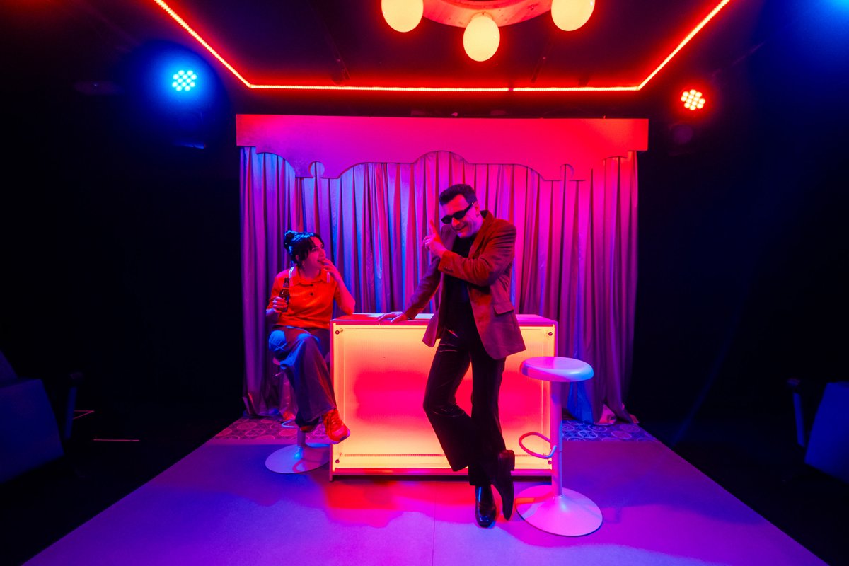 Sala Flyhard tweet media