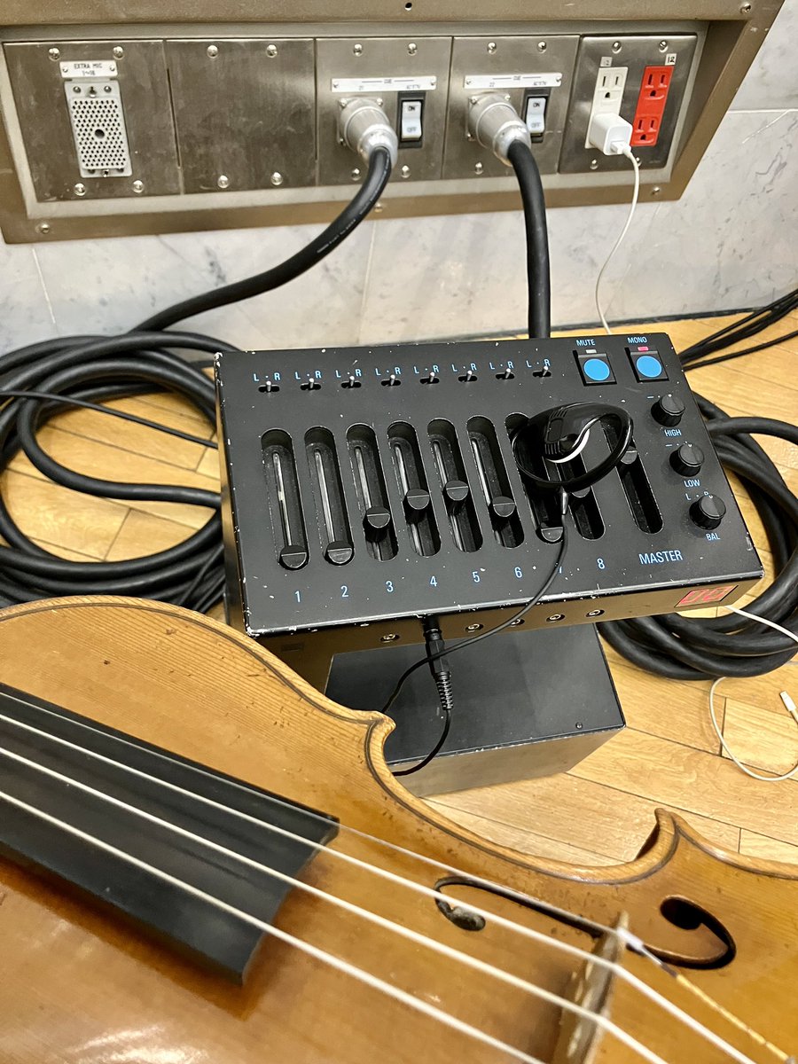 スタジオを久しぶりの大編成、新鮮でした😆