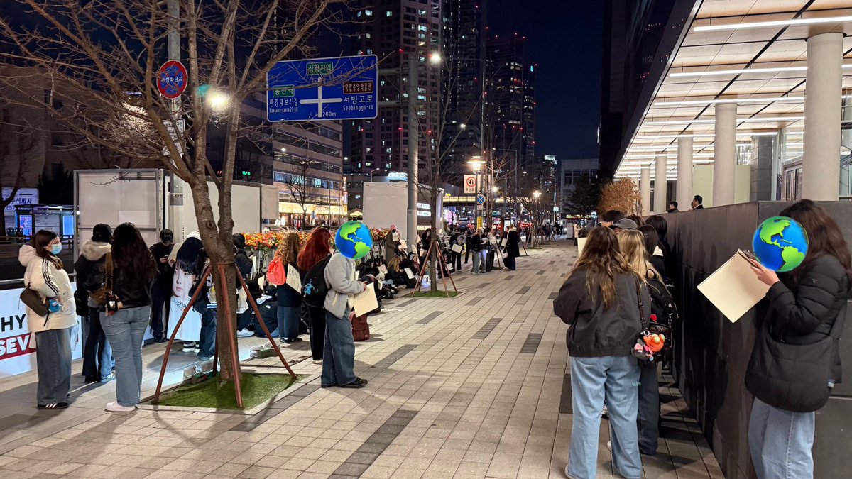 ENHYPEN IS 7 tweet media