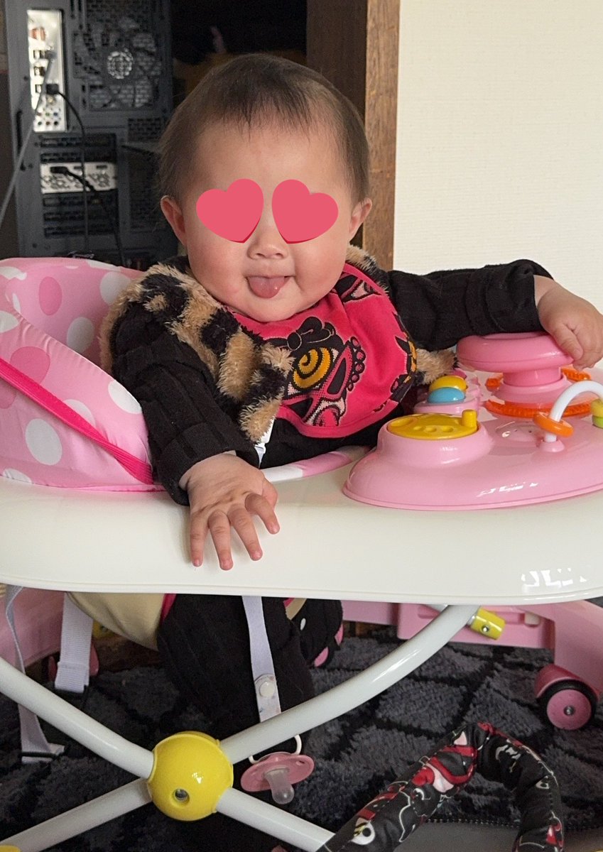 KMKLOVEYOU's tweet photo. 毎日可愛いを更新し続けてくれる娘👶🏻 ⟡꙳

日に日に出来る事が増えてママ嬉しい!!

可愛すぎてお顔はNGで🫣笑 https://t.co/bwatM40EOV
