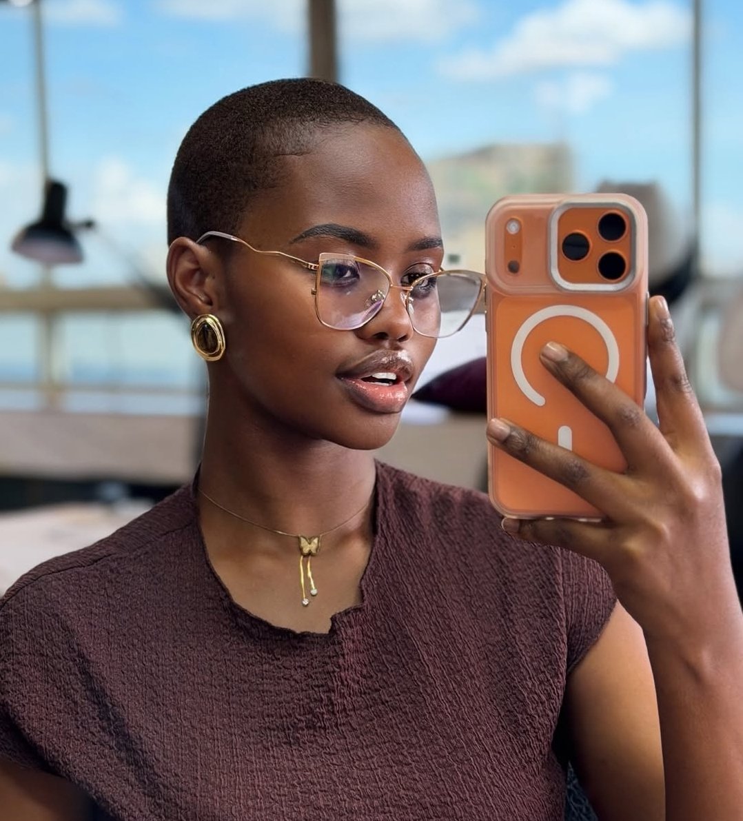 Cassandra 🌺 tweet media