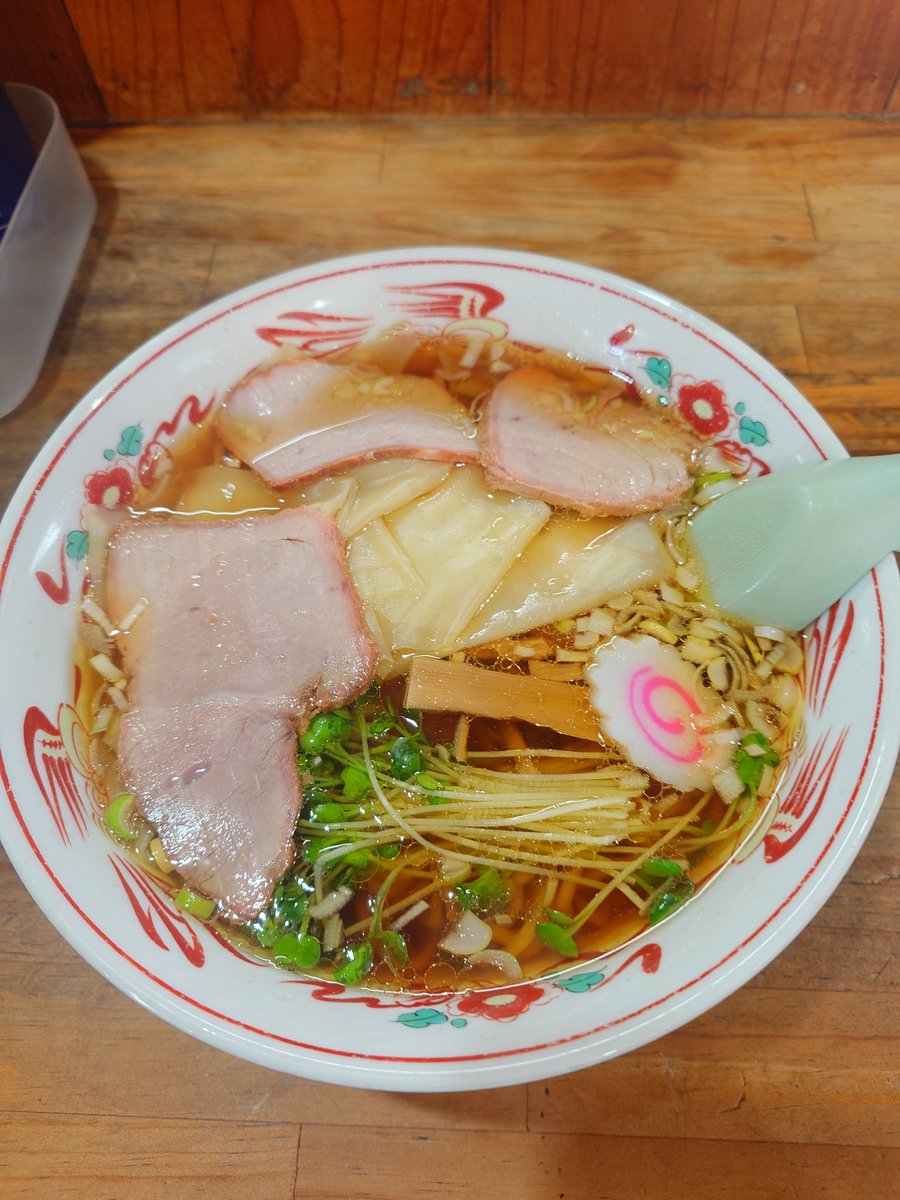 さむ tweet media