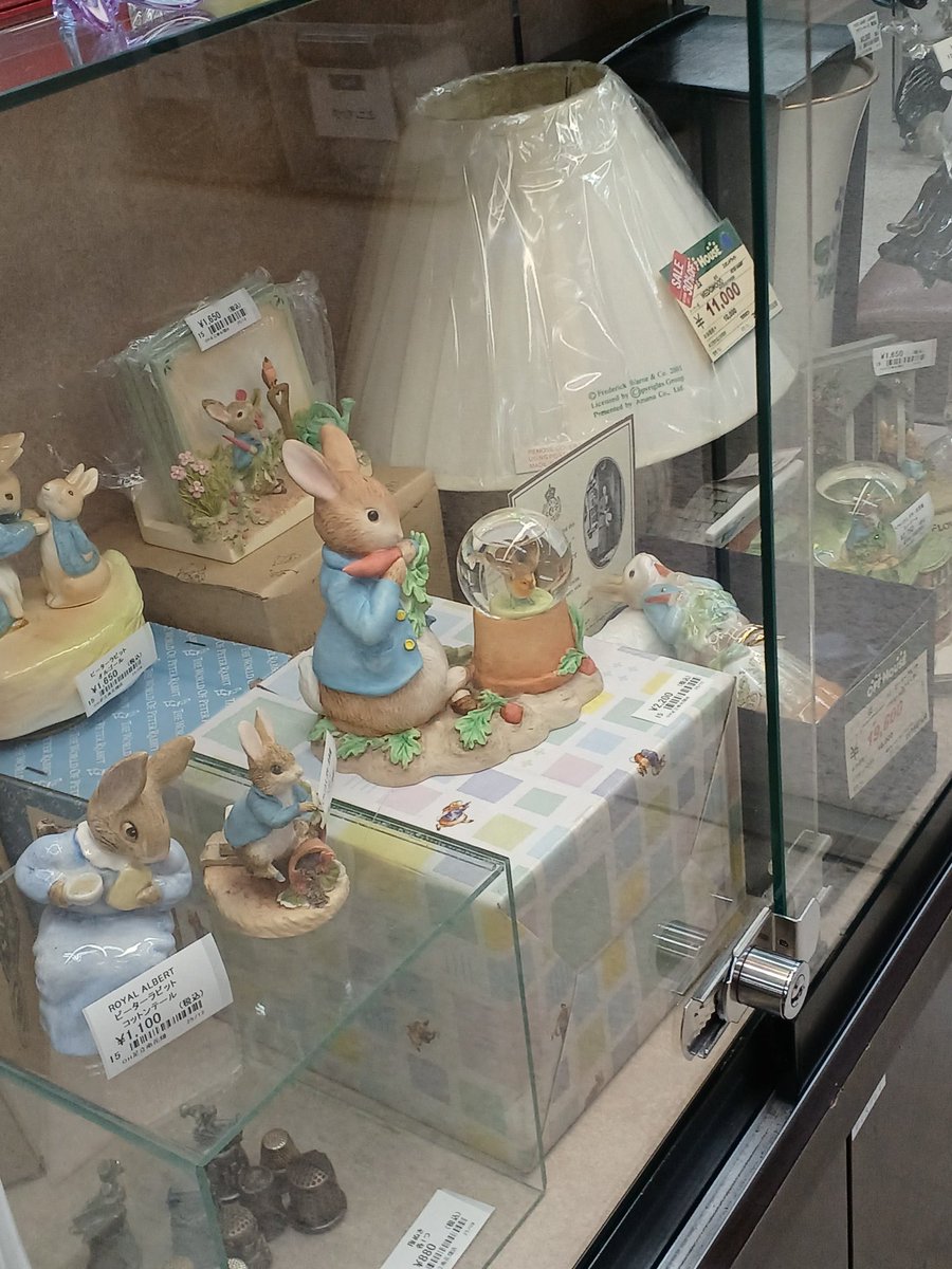 店内商品紹介！
#ピーターラビット　#インテリア　#ベアトリクス #置物