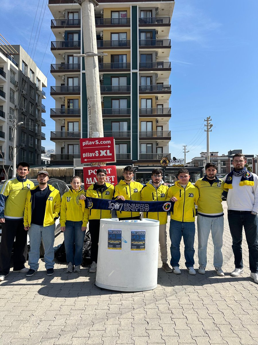 UFBikc's tweet photo. 1907 ÜNİFEB İzmir Kâtip Çelebi Üniversitesi örgütlenmesi olarak Çanakkale Ziyaretimiz için stant çalışmalarımız okulumuzun arka çıkışında broşür dağıtımı ile devam etmektedir. Tüm arkadaşlarımızı bekleriz. https://t.co/yP8GArupLP