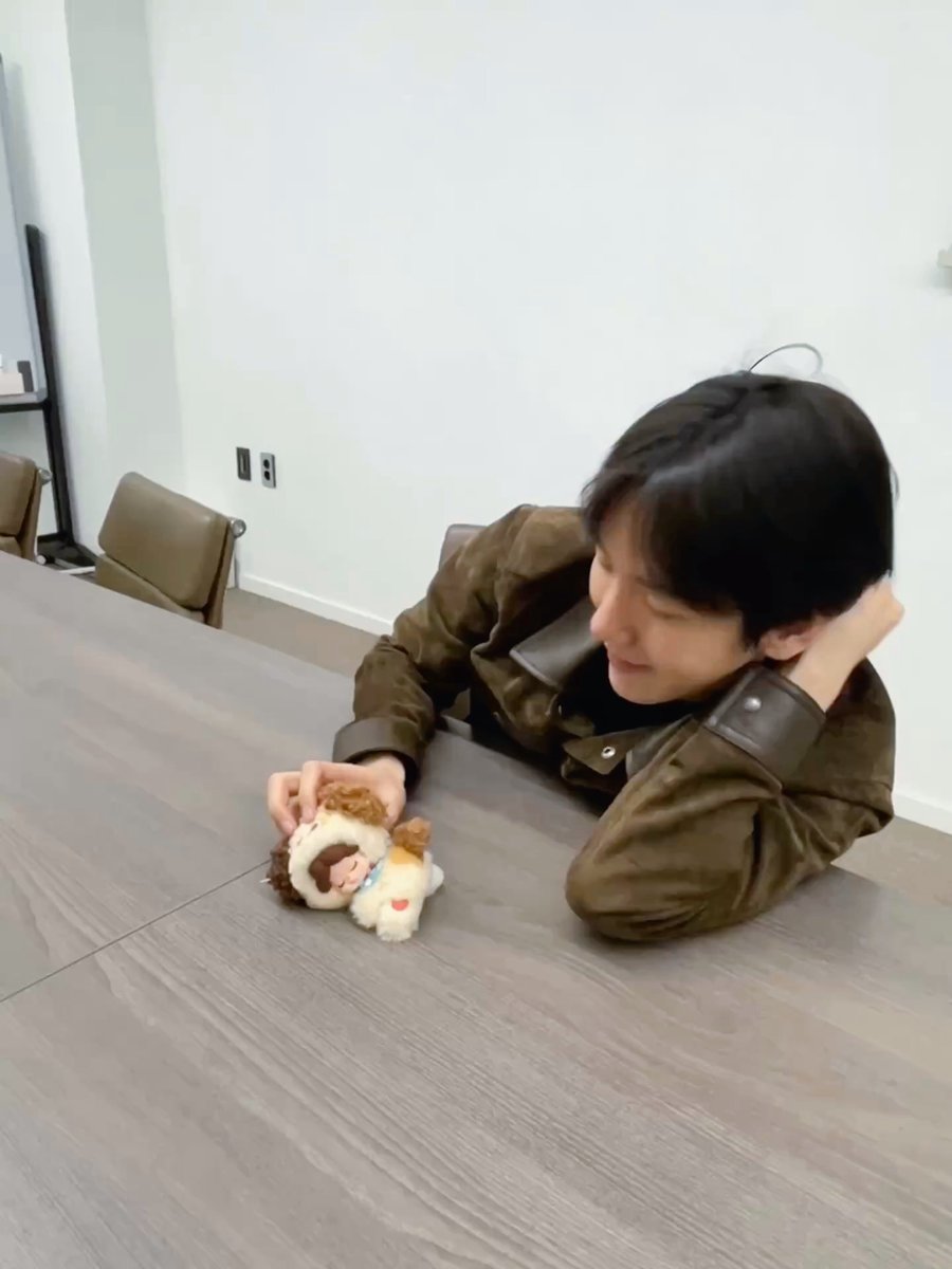 BAEKHYUN WORLD tweet media