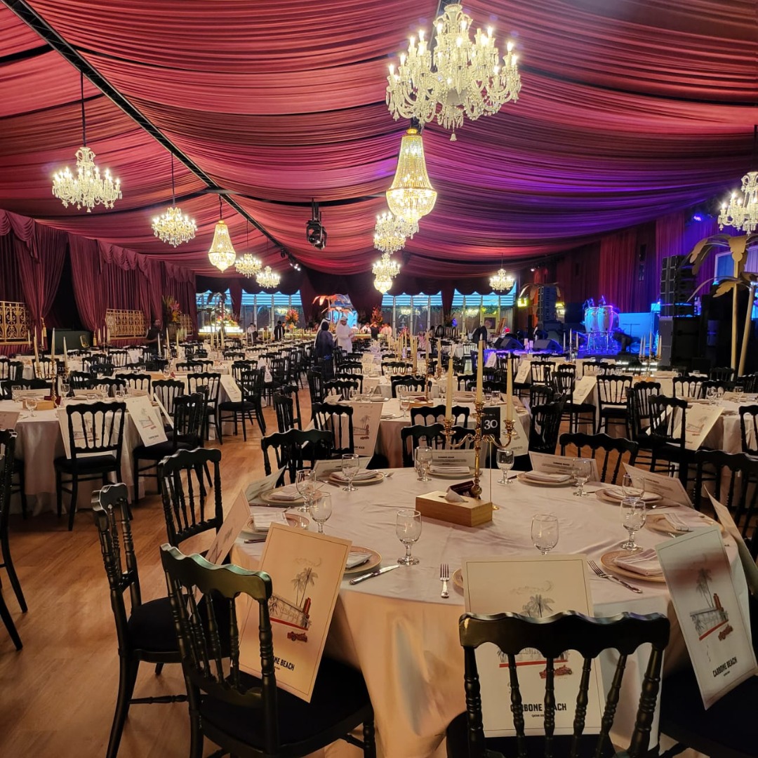 almarwaevents's tweet image. تجهيز خيمة لعشاء VIP في Carbone Beach Qatar: ثريات، ستائر فاخرة، مسرح وتشغيل.

VIP dinner event tent setup at Carbone Beach Qatar.
Stage operation, lighting &amp;amp; on-ground coordination

🌐almarwaevents.com

#AlMarwaPartiesAndEvents #DohaEvents #EventManagement