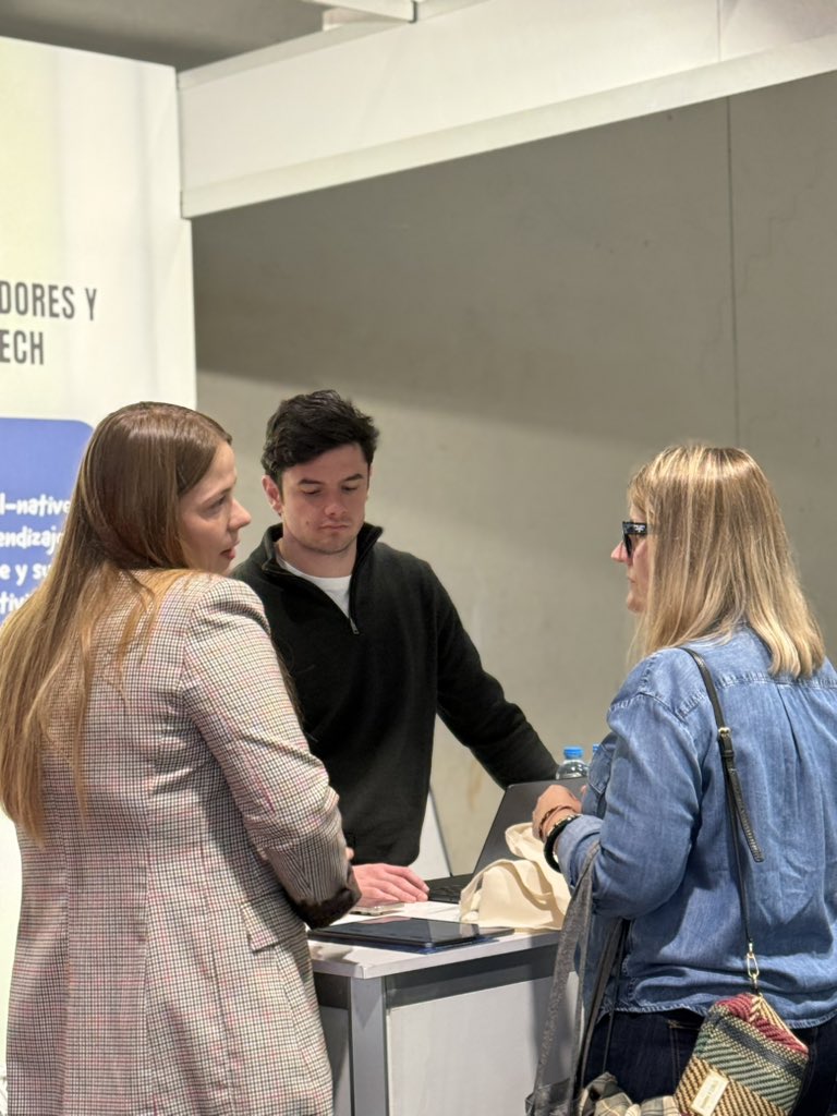 DIGIeLEARNING tweet media