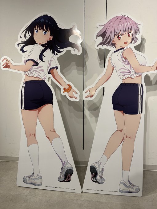 #推しのパネルの展示を1枚無言で貼る 