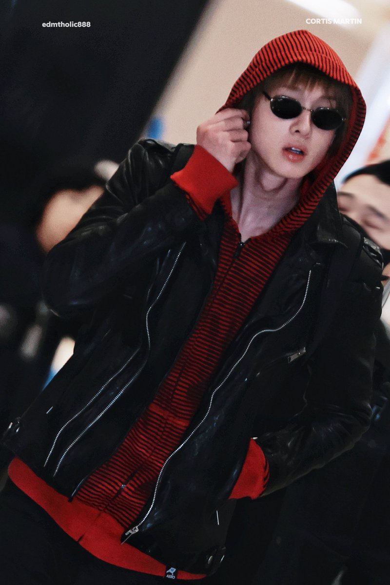 edmtholic888 tweet media