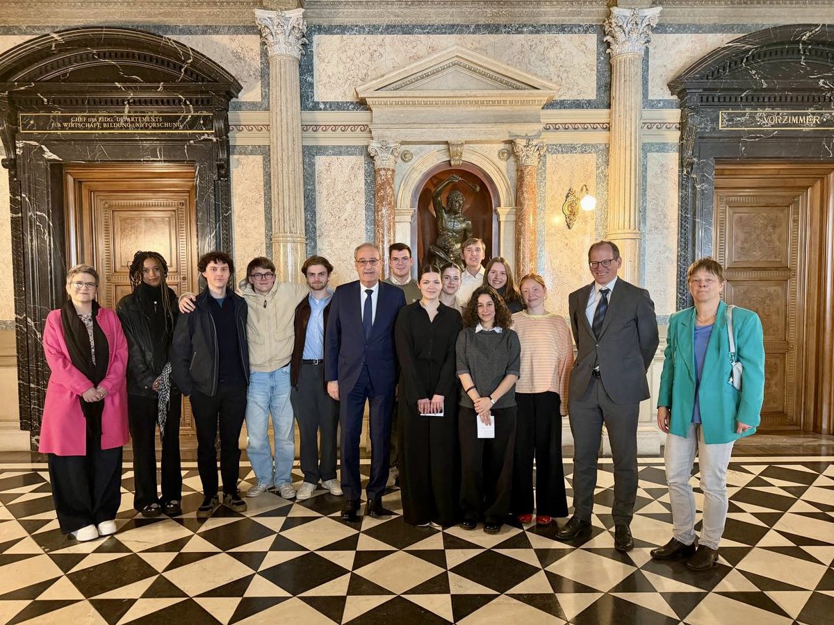 Guy Parmelin tweet media