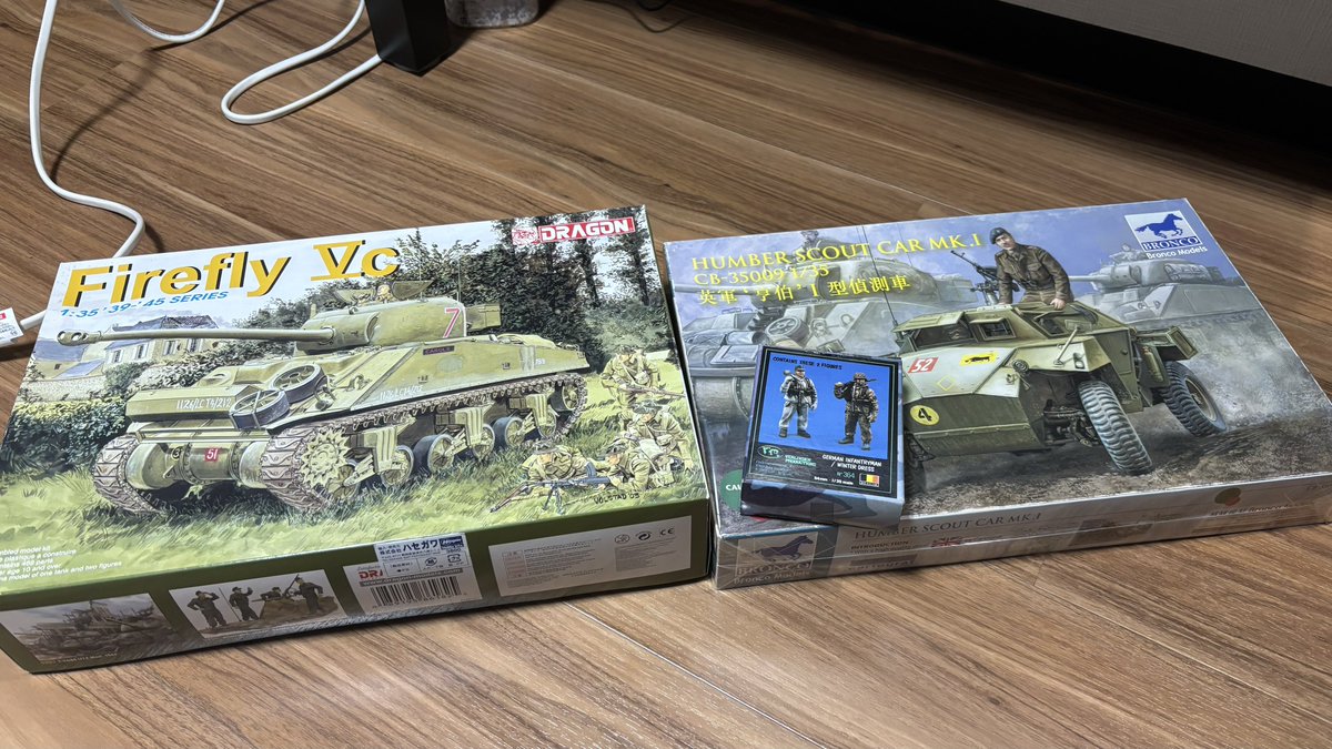 アキバでの成果

yosciのフィギュアはなかったが、ハンバーとファイアフライはあった。しかも熊本より安かった