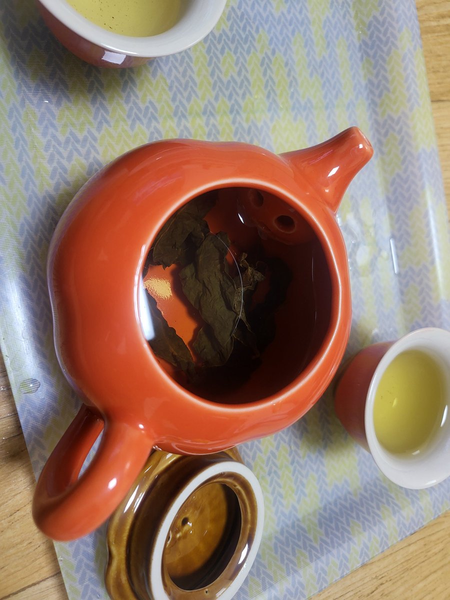Beleaf_korea's tweet photo. 침향잎차 ~
향과 그 맛이 천하 일품이다.
흔하지 않다~
아��나 경험할수 없는 그 항과 맛~
BELEAF~
대단하다 !
진정한 RWA 이다. https://t.co/Jww92S6Hnm