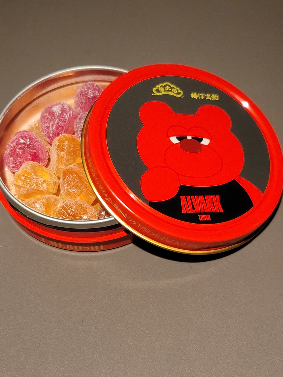 ルークの飴ちゃん🍬大好きなお友達からお土産頂きました🎵昨日アリーナに行ったけどグッズ売場も行けなかったから本当に嬉しい～😆
アルティーリの試合で飴ちゃん舐めながら応援頑張る～😆👍️